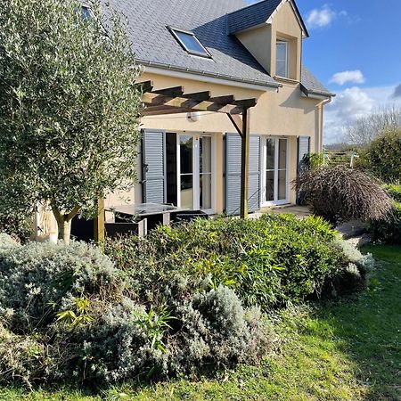 Maison Calme Et Cosy A Port-En-Bessin Pres Du Golf Et De La Mer Exteriör bild