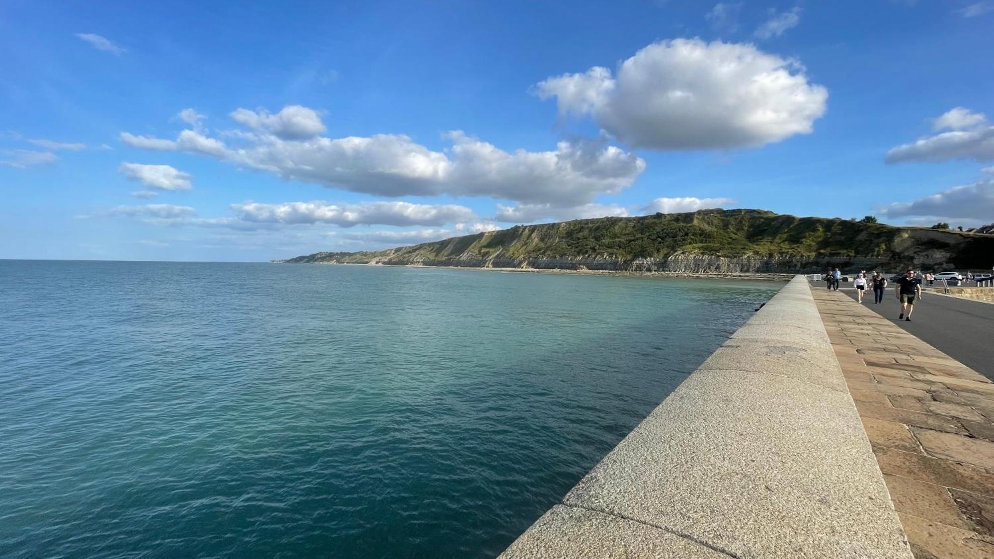 Maison Calme Et Cosy A Port-En-Bessin Pres Du Golf Et De La Mer Exteriör bild